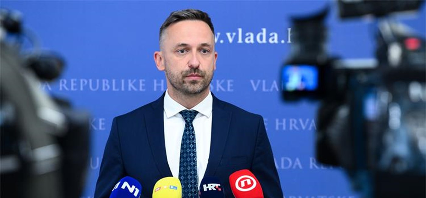 Piletić: Sustav brine o djeci bez odgovarajuće roditeljske skrbi; Zahtjev za 15-postotnim povećanjem plaća nerealan